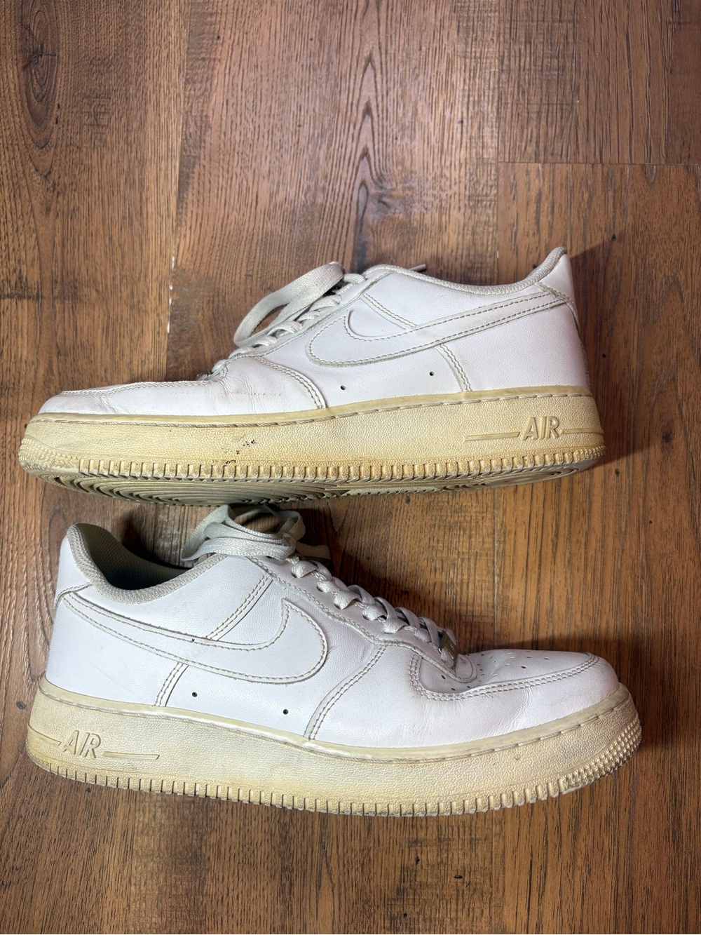 Nike White Air Force 1 '07